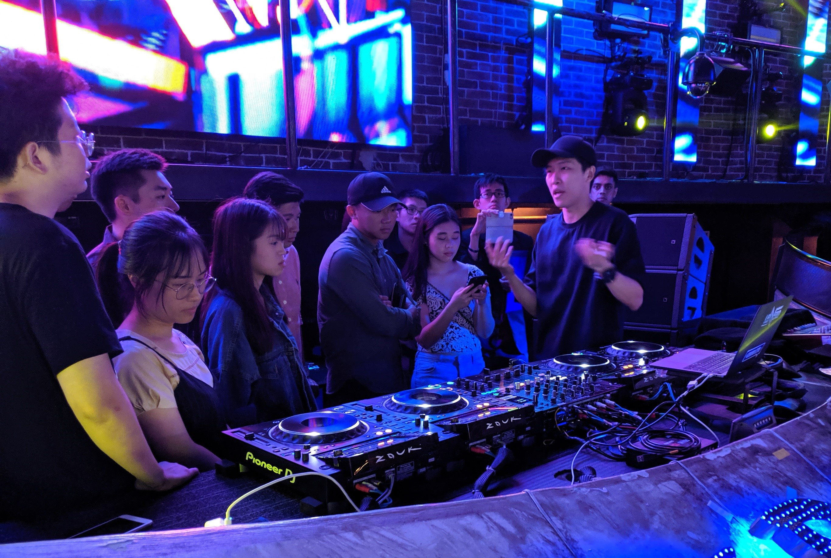 Zouk_11092019 2 Zouk_11092019 2